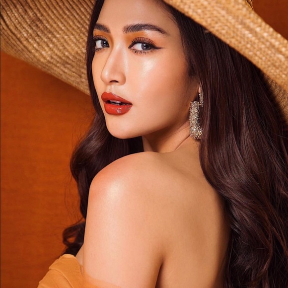 ❤️❤️My closet ❤️❤️ - Picture 3 of 5